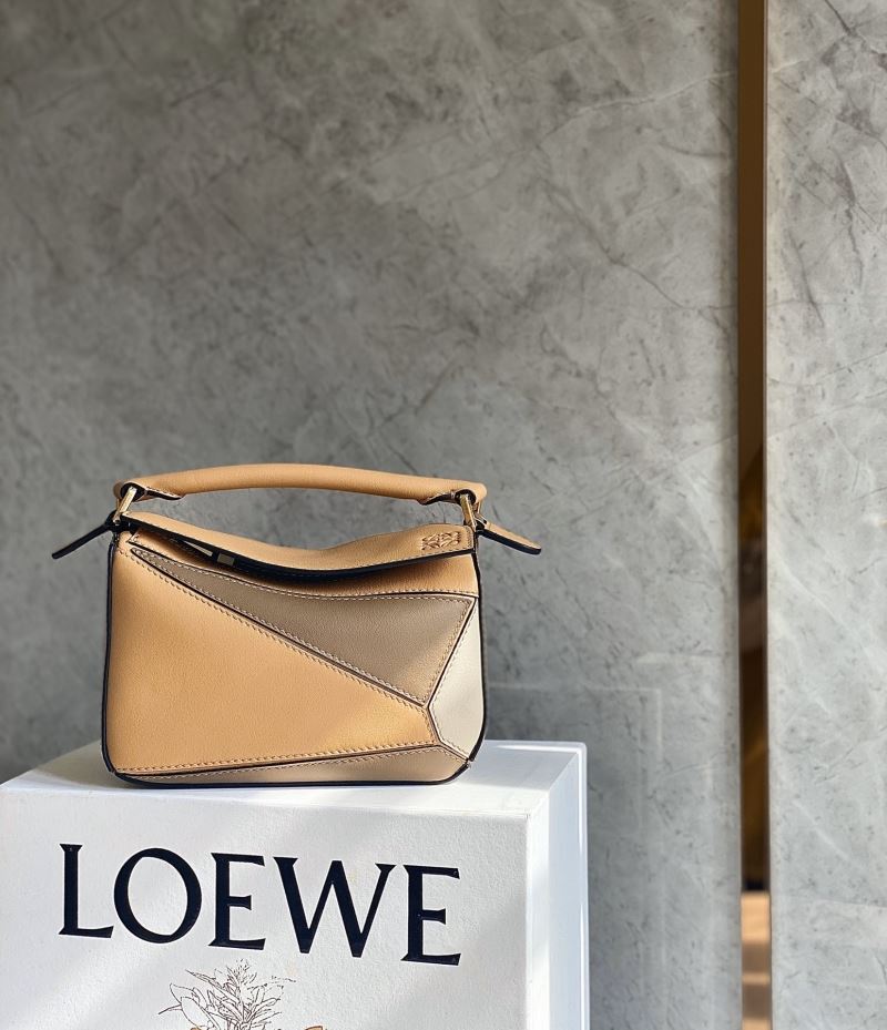 Loewe Puzzle Bags